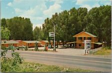 CHAMA, New Mexico Postcard SPRUCE LODGE Chama River Roadside c1960s Unused picture