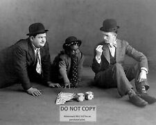 STAN LAUREL AND OLIVER HARDY - 8X10 PUBLICITY PHOTO (AB-657) picture
