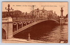 Vintage Postcard Paris Le Pont Alexandre III picture