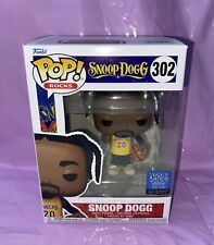 Funko Pop Snoop Dogg - Tha Dogg House (Exclusive) #302 MINT LAKERS NBA picture