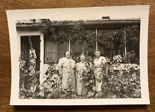 1947 Women Ladies Flower Garden Backyard Happy 4th of July Original Photo P11t8 picture