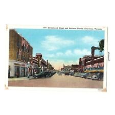 Seventeenth Street and Business District Cheyenne Wyoming Postcard Linen UNP picture