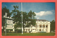BOONE TAVERN HOTEL, BEREA, KENTUCKY – BEREA COLLEGE - 1950s Postcard picture