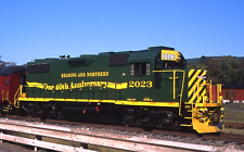 Original Slide: Reading & Northern GP38-2 2023 Fresh Paint - 40th Anniversary picture