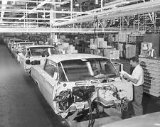 1962 CHEVROLET Assembly Line PHOTO  (206-Q) picture