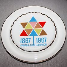 vintage Canada Confederation 1867-1967 ashtray souvenir maple leaf 22K gold trim picture