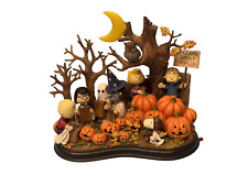 Welcome Great Pumpkin Peanuts Gang Danbury Mint Lighted Halloween Sculpture picture