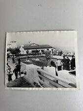 Vintage 1950’s Press Photo By Underwood SWIMMING ON TOPOF A MOUNTAIN picture
