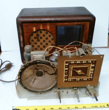 Vintage RARE EMERSON MODEL CG268 TUBE RADIO (parts and/or restoration) picture