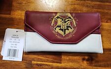 Exclusive Bioworld Harry Potter Hogwarts Burgundy Wallet NWT picture