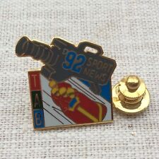 Pin's Folies❤️Vintage Enamel Tablo Media Olympic Albertville 92 BOBSLEIGH pin picture