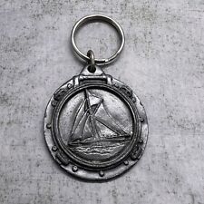 Vintage 1986 SISKIYOU BUCKLE Co US Pewter keyring keychain - Sailing Never Stops picture