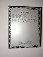 1985 Avon Images of Hollywood Singin' In The Rain Musical Plate Stand Wood New picture