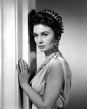 JEAN SIMMONS IN 