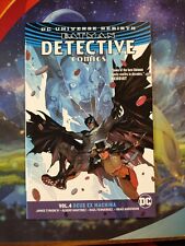Batman: Detective Comics #4 (DC Comics 2017 February 2018) Tradepaperback picture