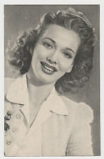 Carole Landis mid 1940s vintage Tarjeta Postal Film Star Postcard #63 picture