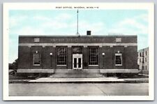 Vintage Wadena Minnesota Post Office Linen Postcard D8 picture