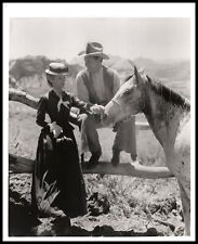 Veronica Lake & Joel McCrea (1950s) ❤ Hollywood Vintage Photo K 526 picture