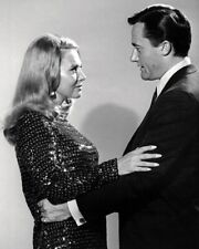 Robert Vaughn with unidentified actress Man From UNCLE 24x36 inch poster picture