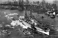 USS ARIZONA NAVY WW2 BATTLESHIP PASSING THROUGH NEW YORK CITY 4X6 PHOTO POSTCARD picture