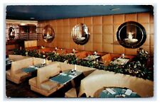 1960 Harrisburg, PA Postcard-  CAFE LOUNGE THE HARRISBURGER picture