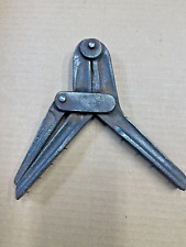 VINTAGE EARLY CORNER MITER CLAMP - VERY GOOD COND picture