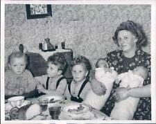 1955 Press Photo Maubeuge France Delmotte-Fumiere Set Record Birth Rate picture