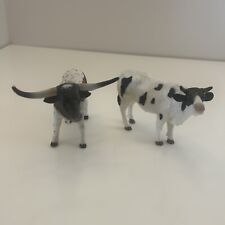 Terra by Battat Longhorn Steer Bull & Cow Farm Figures Toy (Lot Of 2) picture