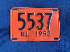 1952 Illinois Passenger Shorty License Plate # 5537 picture