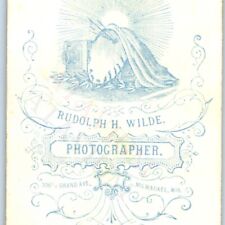 c1860s Milwaukee, Wis Man CdV Photo Card Rudolph H Wilde Engraved Art Back H33 picture