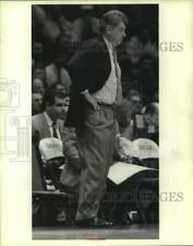 1992 Press Photo Detroit Pistons Chuck Daly watches game from sidelines picture