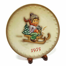 Vintage 1975 Hummel Annual Plate - Boy on sled  D122 picture