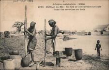 1909 Afrique Occidentale-Senegal-dakar-Battage du Mil-Se fait en concassant les picture