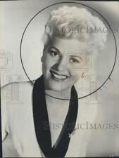 1951 Press Photo Actress Judy Holliday - sax08930 picture