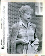 1984 Terms Of Endearment Shirley Maclaine Paramount Pictures Actor 8X10 Photo picture