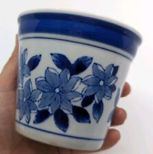 VTG Chinese Porcelain Planter, Blue & White Floral design Unmarked Willow/Canton picture