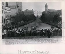 1948 Press Photo President Truman gets big welcome-Pennsylvania Avenue picture