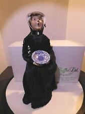 Byers Choice 2000 Caroler Victorian Woman W Porcelain Blue & White Bowl and Box picture