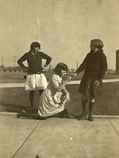1E Photograph Girls Friends 1920-30s Holding Hands  picture
