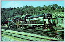White Plains, NY - New York Central #8278 Loco - Train - Vintage Postcard picture
