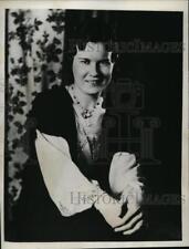 1933 Press Photo Hilaria Schmidt Farmers State Bank kidnap victim at Hays Kansas picture