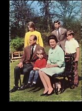 Postcard Vintage The Royal Family At Frogmore, United Kingdom #P-271 picture