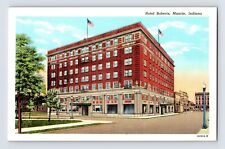 Postcard Indiana Muncie IN Hotel Roberts 1940s Unposted Linen picture