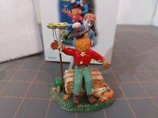 DEPT 56 TOPPING OFF THE SCARECROW 54701 HALLOWEEN SNOW VILLAGE picture