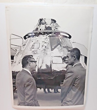 8 x 10 B & W Photo NASA Scorched Apollo Capsule + Astronaut & Scientist RRP 254 picture