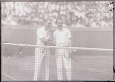 Bill Johnston triumphed over Vincent Richards in a 5 set ordeal a - 1925 Photo picture