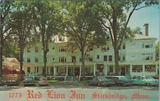 c1960s Red Lion Inn Stockbridge Stockbridge Massachusetts autos postcard C87 picture