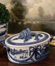 Elegant Blue White Mottahedeh Canton Chinoiserie Lidded Casserole Dish Bows 9.5” picture