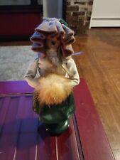 Byers Choice 1996 Caroler Girl With Hand Warmer picture