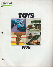 Gabriel Toys dealer catalog 1976 cap gun sets trucks cars planes sporting goods picture